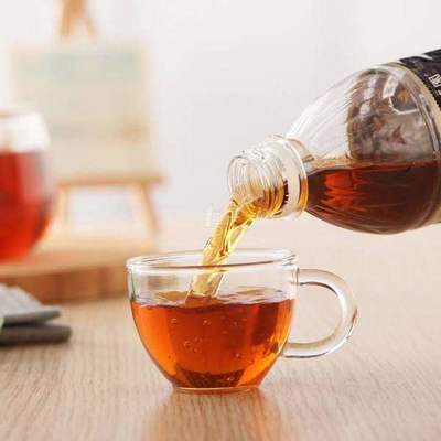 功能性茶飲料新風向 從“青山綠水”到龍井蛤蜊湯，是真養生還是概念游戲？